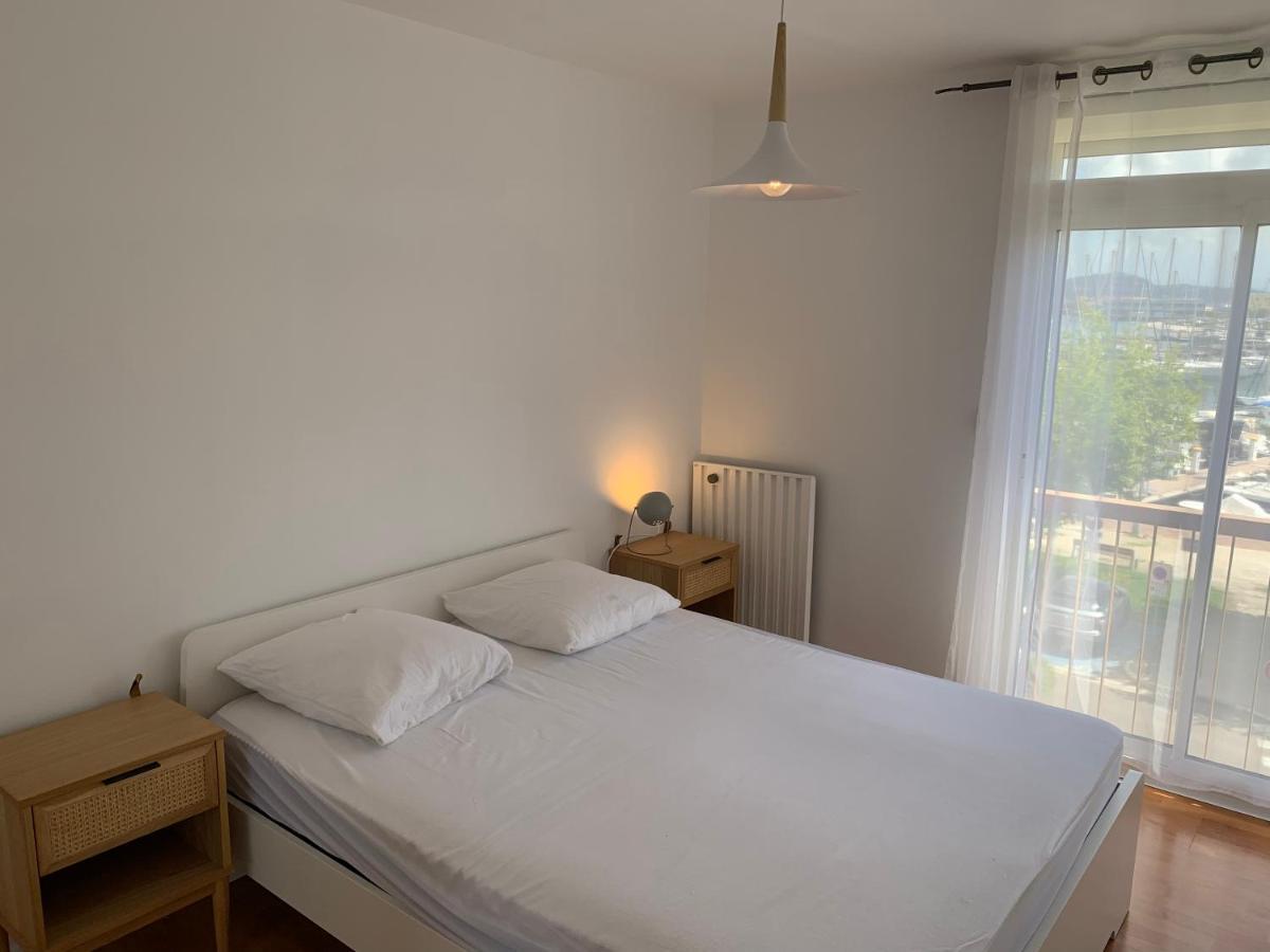 Apartment Les Pieds Dans L'eau Saint-Mandrier-sur-Mer